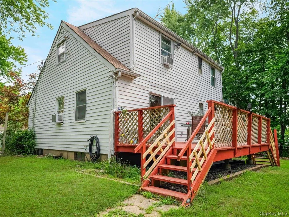 7 Hillaire Place, Orangetown, NY, 4 Bedrooms Bedrooms, 6 Rooms Rooms,2 BathroomsBathrooms,Residential,For Rent,Hillaire,0,1027892 7 Hillaire Place, Orangetown, NY, 4 Bedrooms Bedrooms, 6 Rooms Rooms,2 BathroomsBathrooms,Residential,For Rent,Hillaire,0,1027892