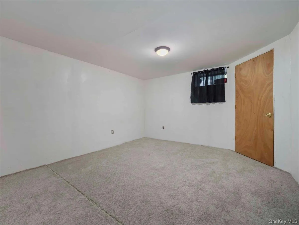 7 Hillaire Place, Orangetown, NY, 4 Bedrooms Bedrooms, 6 Rooms Rooms,2 BathroomsBathrooms,Residential,For Rent,Hillaire,0,1027892 7 Hillaire Place, Orangetown, NY, 4 Bedrooms Bedrooms, 6 Rooms Rooms,2 BathroomsBathrooms,Residential,For Rent,Hillaire,0,1027892