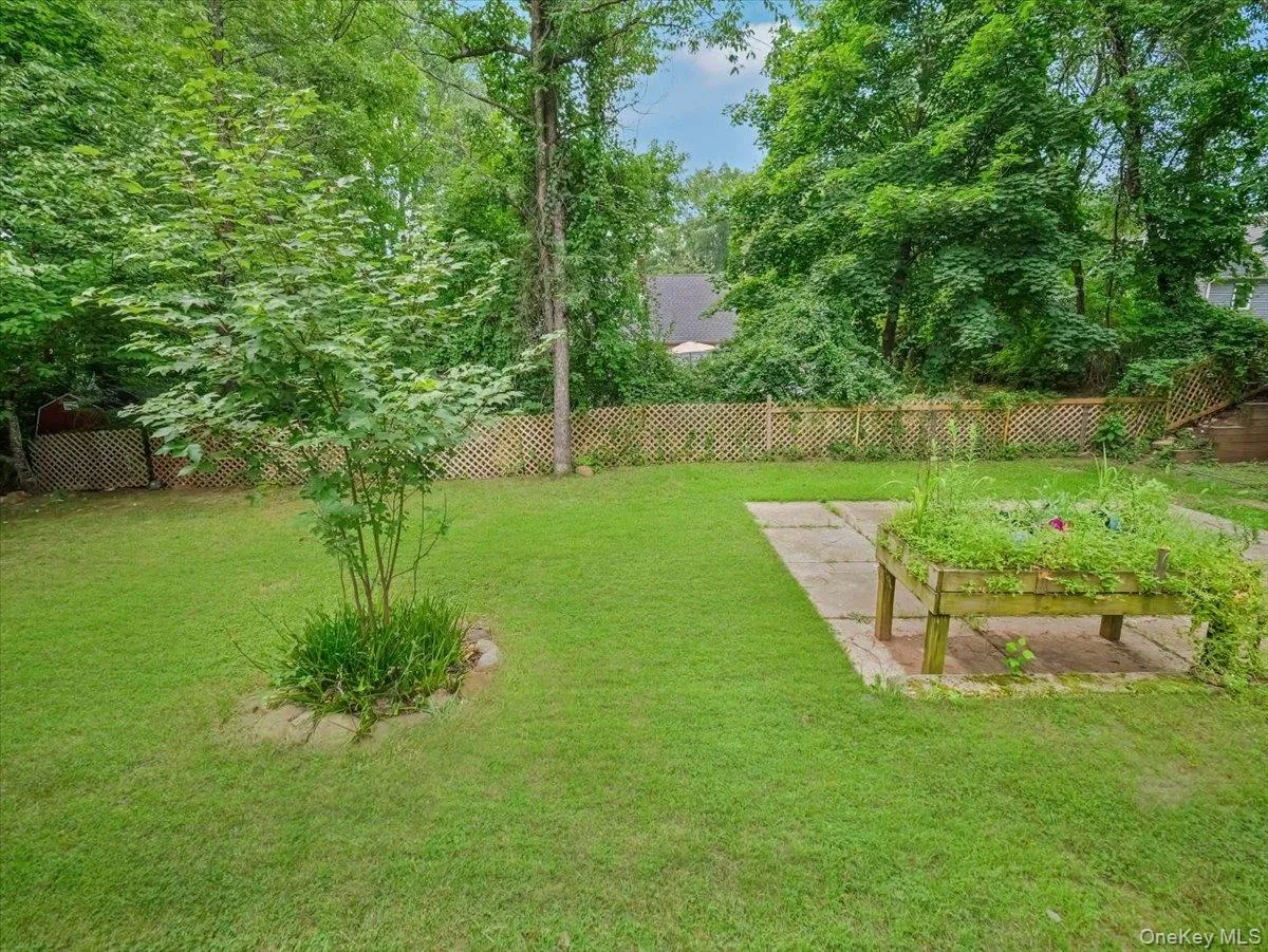 7 Hillaire Place, Orangetown, NY, 4 Bedrooms Bedrooms, 6 Rooms Rooms,2 BathroomsBathrooms,Residential,For Rent,Hillaire,0,1027892 7 Hillaire Place, Orangetown, NY, 4 Bedrooms Bedrooms, 6 Rooms Rooms,2 BathroomsBathrooms,Residential,For Rent,Hillaire,0,1027892
