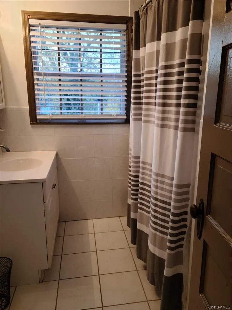 101 Ridge Street, Orangetown, NY, 1 Bedroom Bedrooms, 3 Rooms Rooms,1 BathroomBathrooms,Residential Lease,For Rent,Ridge,0,1027895 101 Ridge Street, Orangetown, NY, 1 Bedroom Bedrooms, 3 Rooms Rooms,1 BathroomBathrooms,Residential Lease,For Rent,Ridge,0,1027895