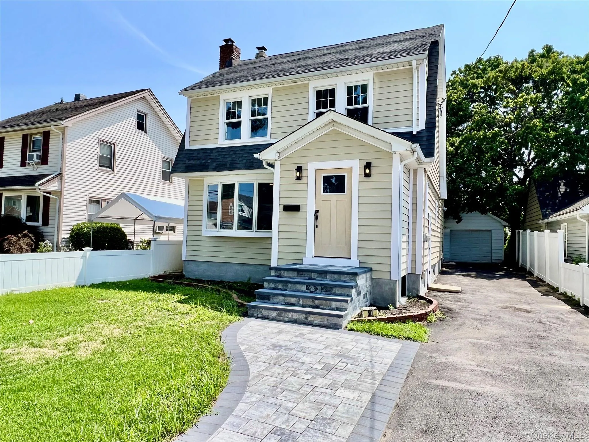 50 Saint Marks Place, Hempstead, NY, 4 Bedrooms Bedrooms, 8 Rooms Rooms,3 BathroomsBathrooms,Residential,For Rent,Saint Marks,0,1027906 50 Saint Marks Place, Hempstead, NY, 4 Bedrooms Bedrooms, 8 Rooms Rooms,3 BathroomsBathrooms,Residential,For Rent,Saint Marks,0,1027906