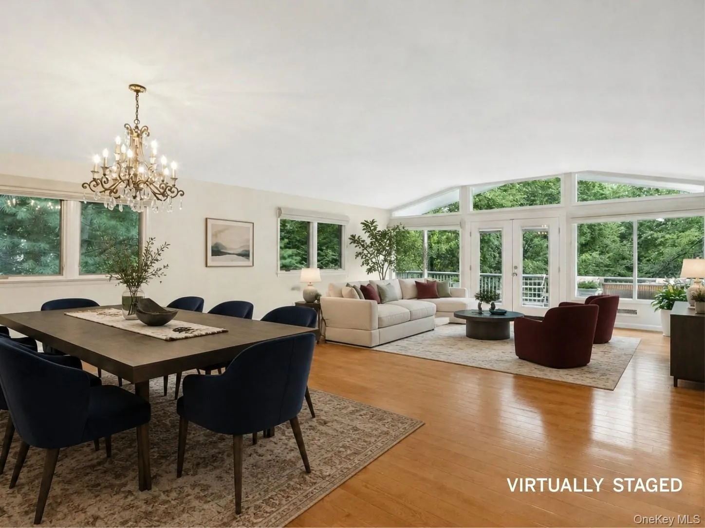 VIRTUALLY STAGED LIVING ROOM VIRTUALLY STAGED LIVING ROOM