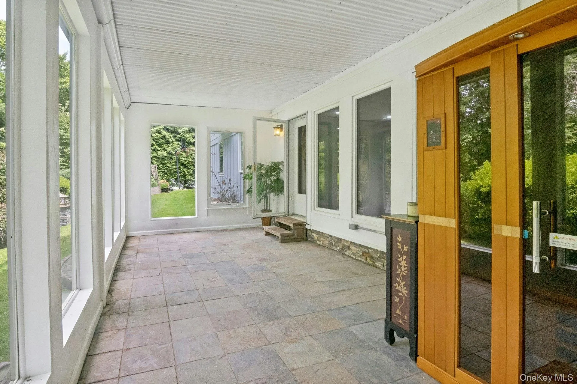 12 Warnke Lane, Greenburgh, NY, 5 Bedrooms Bedrooms, 9 Rooms Rooms,4 BathroomsBathrooms,Residential Lease,For Rent,Warnke,0,1027910 12 Warnke Lane, Greenburgh, NY, 5 Bedrooms Bedrooms, 9 Rooms Rooms,4 BathroomsBathrooms,Residential Lease,For Rent,Warnke,0,1027910