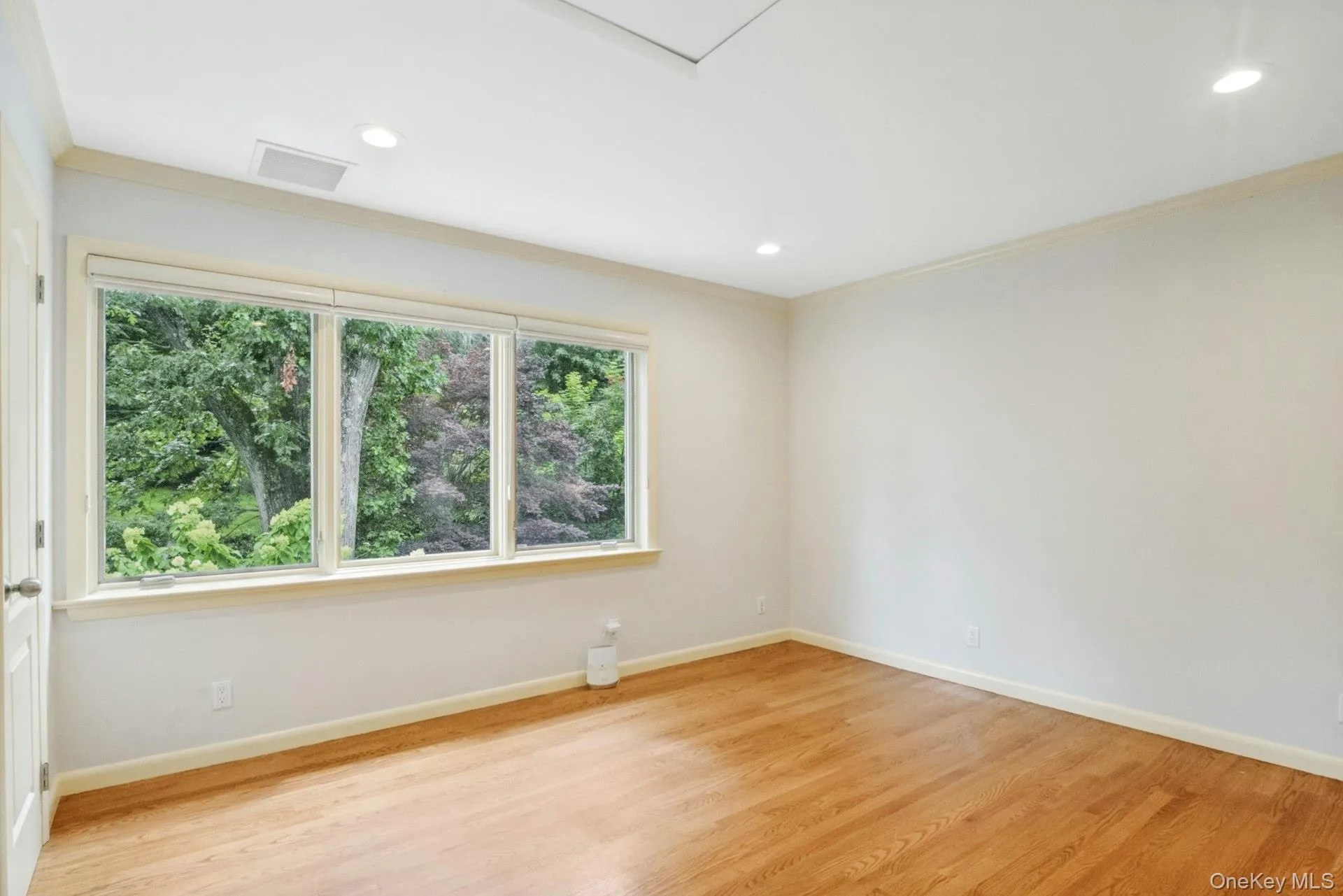 12 Warnke Lane, Greenburgh, NY, 5 Bedrooms Bedrooms, 9 Rooms Rooms,4 BathroomsBathrooms,Residential Lease,For Rent,Warnke,0,1027910 12 Warnke Lane, Greenburgh, NY, 5 Bedrooms Bedrooms, 9 Rooms Rooms,4 BathroomsBathrooms,Residential Lease,For Rent,Warnke,0,1027910