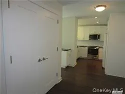 433 Main Street, North Hempstead, NY, 2 Bedrooms Bedrooms, 5 Rooms Rooms,2 BathroomsBathrooms,Residential Lease,For Rent,Main,0,1027913 433 Main Street, North Hempstead, NY, 2 Bedrooms Bedrooms, 5 Rooms Rooms,2 BathroomsBathrooms,Residential Lease,For Rent,Main,0,1027913