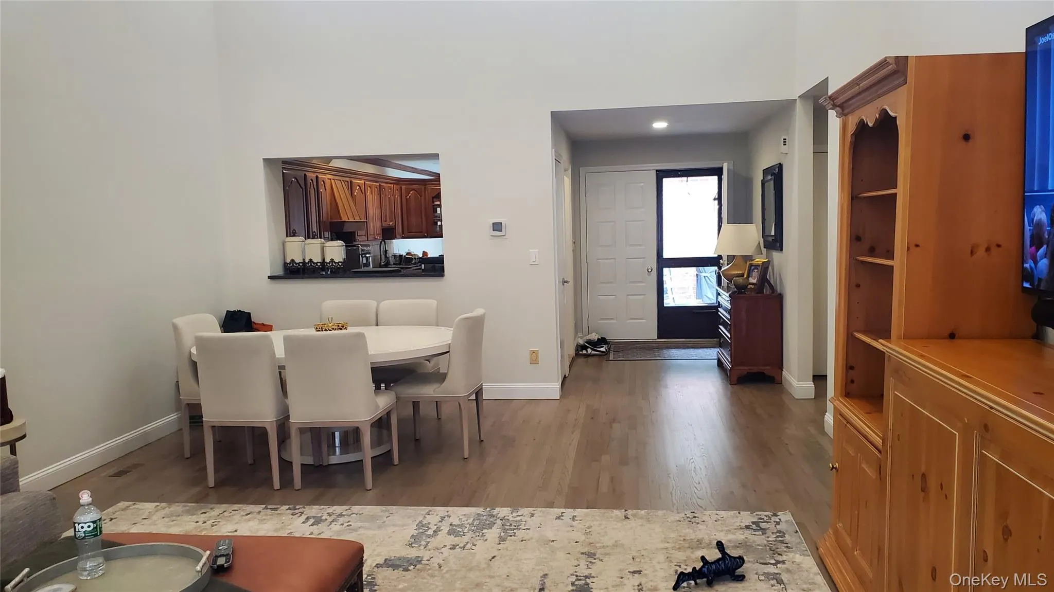 160 Dove Hill Drive, North Hempstead, NY, 2 Bedrooms Bedrooms, 6 Rooms Rooms,2 BathroomsBathrooms,Residential Lease,For Rent,Dove Hill,0,1027917 160 Dove Hill Drive, North Hempstead, NY, 2 Bedrooms Bedrooms, 6 Rooms Rooms,2 BathroomsBathrooms,Residential Lease,For Rent,Dove Hill,0,1027917