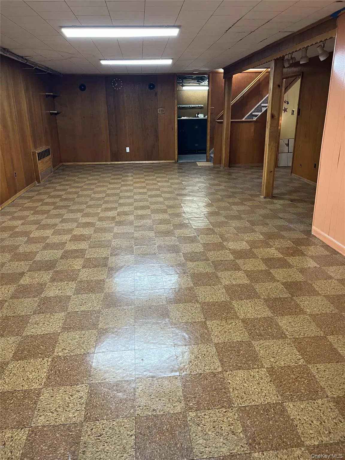 12 Lenore Avenue, Oyster Bay, NY, 3 Bedrooms Bedrooms, 8 Rooms Rooms,2 BathroomsBathrooms,Residential Lease,For Rent,Lenore,0,1027920 12 Lenore Avenue, Oyster Bay, NY, 3 Bedrooms Bedrooms, 8 Rooms Rooms,2 BathroomsBathrooms,Residential Lease,For Rent,Lenore,0,1027920