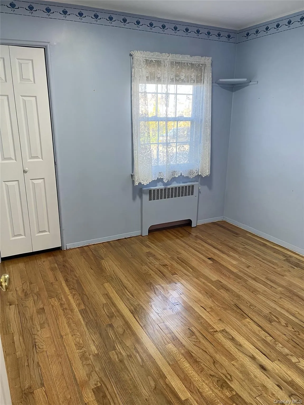 12 Lenore Avenue, Oyster Bay, NY, 3 Bedrooms Bedrooms, 8 Rooms Rooms,2 BathroomsBathrooms,Residential Lease,For Rent,Lenore,0,1027920 12 Lenore Avenue, Oyster Bay, NY, 3 Bedrooms Bedrooms, 8 Rooms Rooms,2 BathroomsBathrooms,Residential Lease,For Rent,Lenore,0,1027920