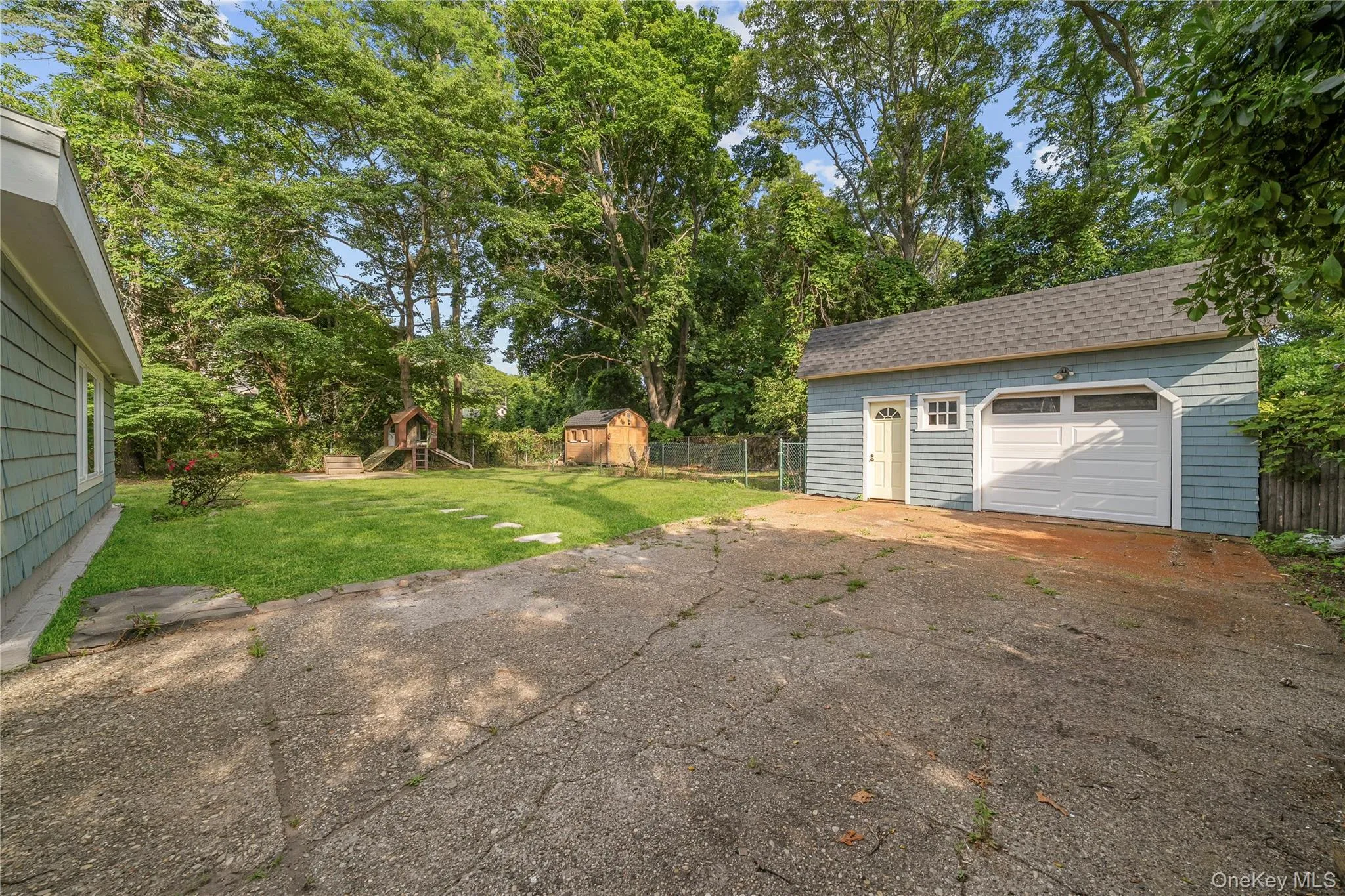 46 Barclay Road, Brookhaven, NY, 2 Bedrooms Bedrooms, 5 Rooms Rooms,1 BathroomBathrooms,Residential,For Rent,Barclay,0,1027921 46 Barclay Road, Brookhaven, NY, 2 Bedrooms Bedrooms, 5 Rooms Rooms,1 BathroomBathrooms,Residential,For Rent,Barclay,0,1027921