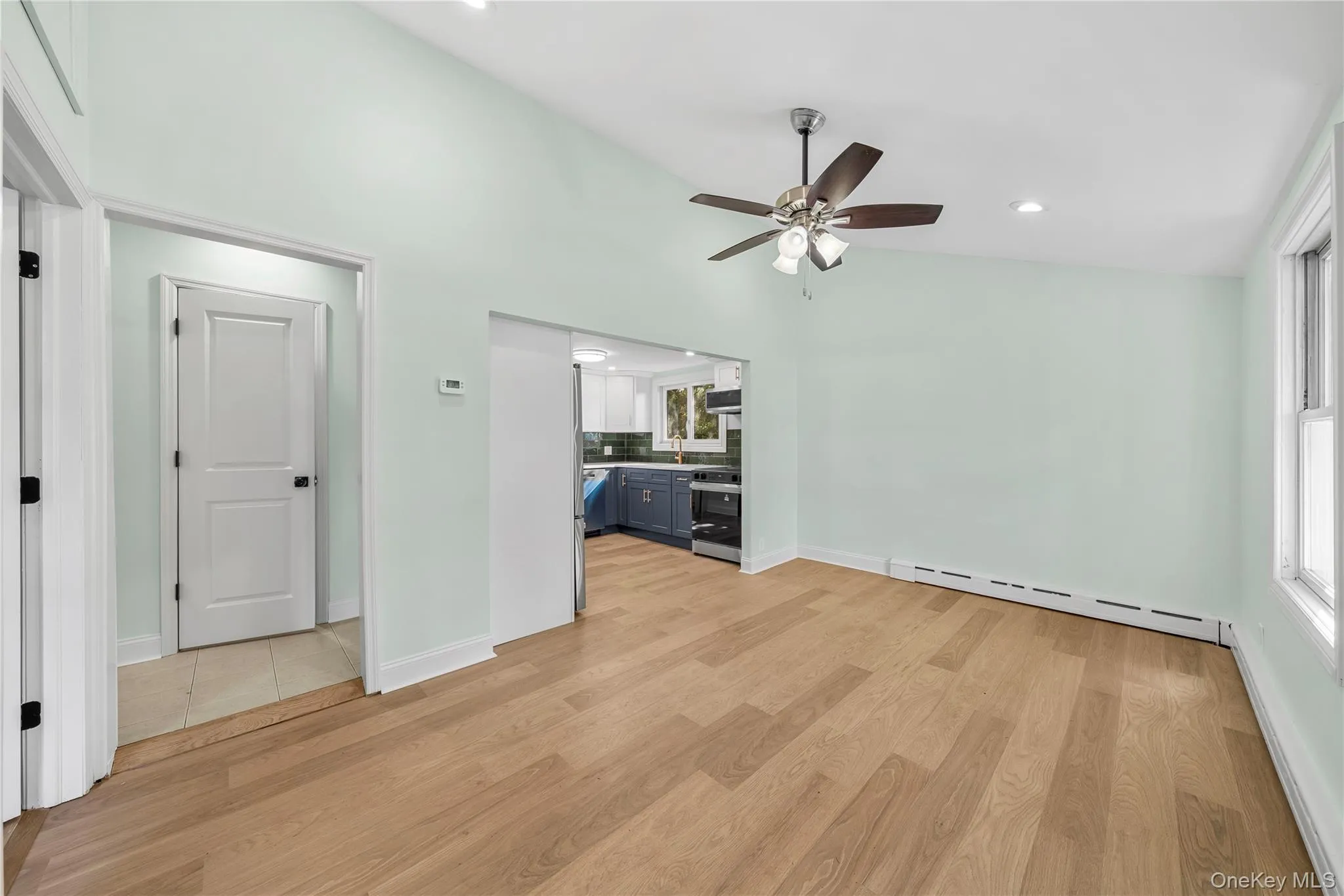 46 Barclay Road, Brookhaven, NY, 2 Bedrooms Bedrooms, 5 Rooms Rooms,1 BathroomBathrooms,Residential,For Rent,Barclay,0,1027921 46 Barclay Road, Brookhaven, NY, 2 Bedrooms Bedrooms, 5 Rooms Rooms,1 BathroomBathrooms,Residential,For Rent,Barclay,0,1027921