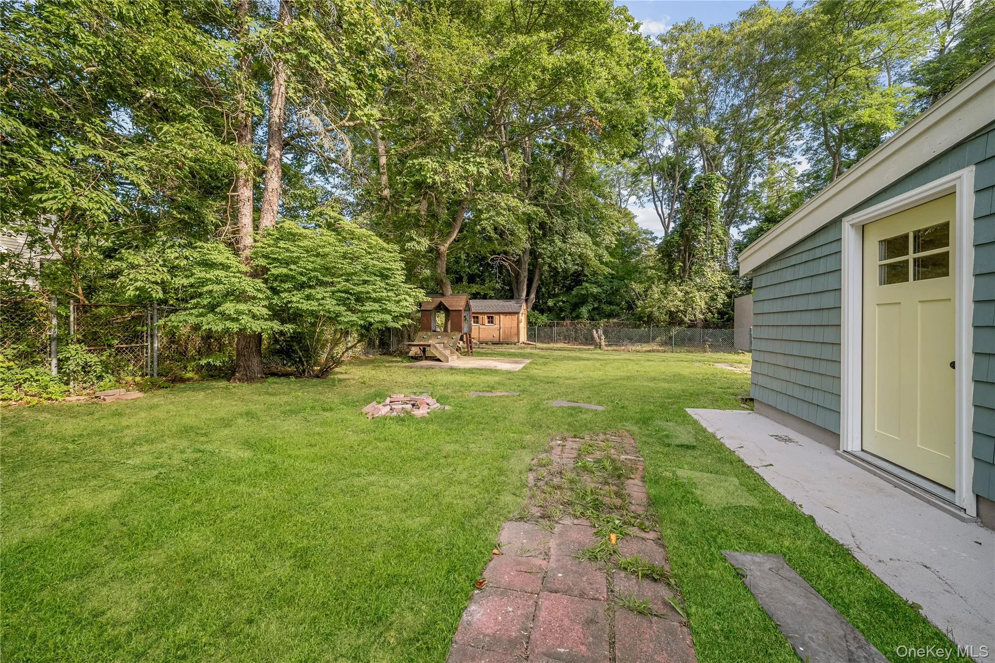 46 Barclay Road, Brookhaven, NY, 2 Bedrooms Bedrooms, 5 Rooms Rooms,1 BathroomBathrooms,Residential,For Rent,Barclay,0,1027921 46 Barclay Road, Brookhaven, NY, 2 Bedrooms Bedrooms, 5 Rooms Rooms,1 BathroomBathrooms,Residential,For Rent,Barclay,0,1027921