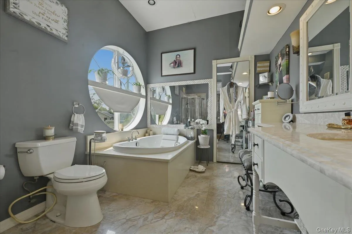 844 Park Lane, Hempstead, NY, 7 Bedrooms Bedrooms, 14 Rooms Rooms,4 BathroomsBathrooms,Residential,For Rent,Park,0,1027923 844 Park Lane, Hempstead, NY, 7 Bedrooms Bedrooms, 14 Rooms Rooms,4 BathroomsBathrooms,Residential,For Rent,Park,0,1027923