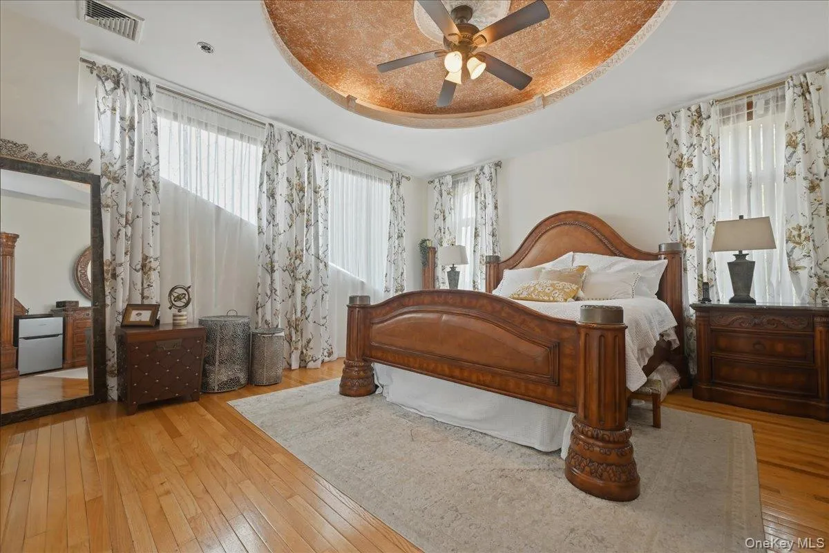 844 Park Lane, Hempstead, NY, 7 Bedrooms Bedrooms, 14 Rooms Rooms,4 BathroomsBathrooms,Residential,For Rent,Park,0,1027923 844 Park Lane, Hempstead, NY, 7 Bedrooms Bedrooms, 14 Rooms Rooms,4 BathroomsBathrooms,Residential,For Rent,Park,0,1027923