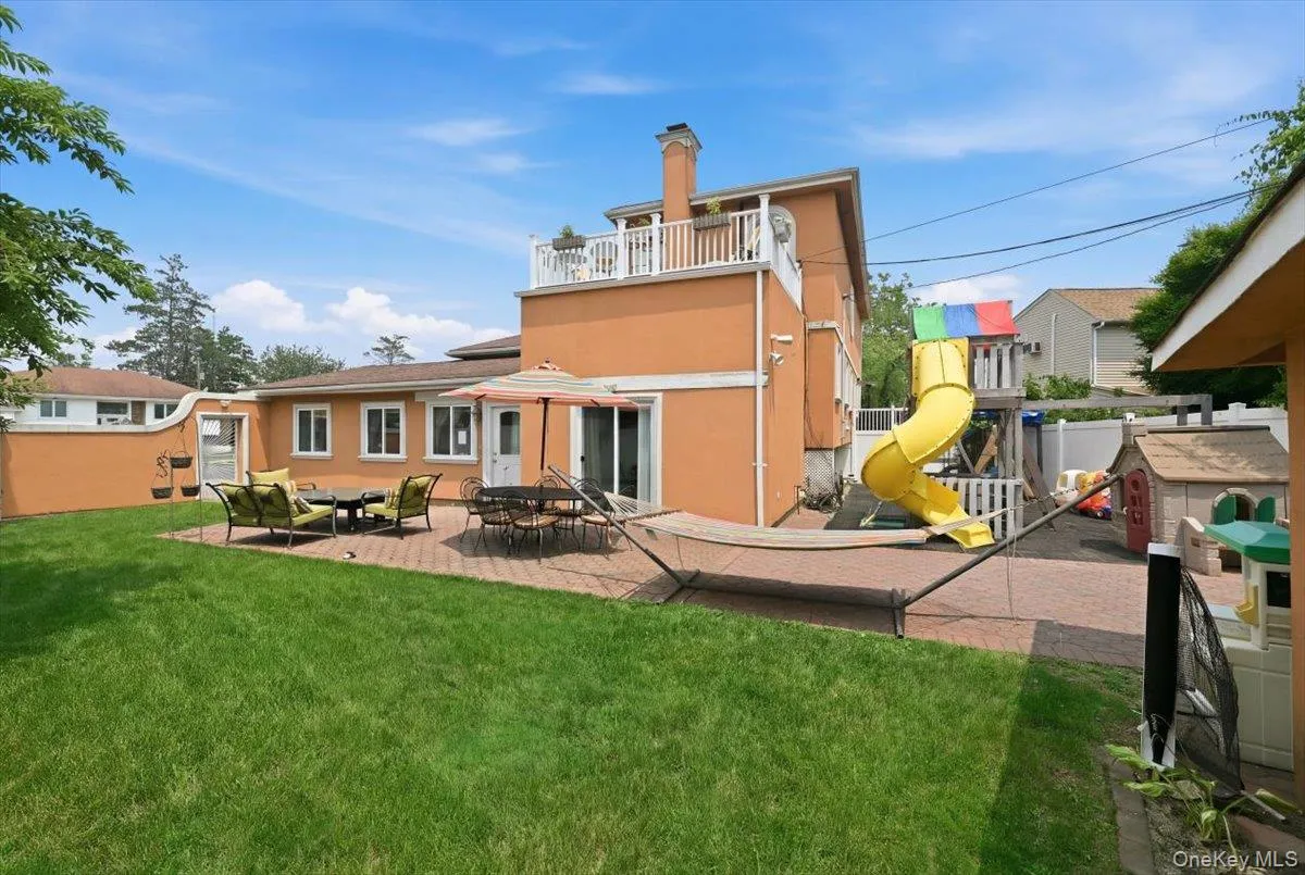 844 Park Lane, Hempstead, NY, 7 Bedrooms Bedrooms, 14 Rooms Rooms,4 BathroomsBathrooms,Residential,For Rent,Park,0,1027923 844 Park Lane, Hempstead, NY, 7 Bedrooms Bedrooms, 14 Rooms Rooms,4 BathroomsBathrooms,Residential,For Rent,Park,0,1027923