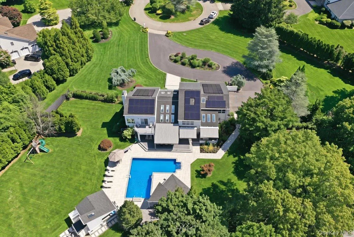 5 Meadow Gate, Smithtown, NY, 5 Bedrooms Bedrooms, 11 Rooms Rooms,4 BathroomsBathrooms,Residential,For Rent,Meadow Gate,0,1027926 5 Meadow Gate, Smithtown, NY, 5 Bedrooms Bedrooms, 11 Rooms Rooms,4 BathroomsBathrooms,Residential,For Rent,Meadow Gate,0,1027926