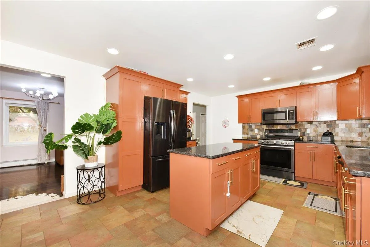 109 Charles Street, Hempstead, NY, 5 Bedrooms Bedrooms, 8 Rooms Rooms,3 BathroomsBathrooms,Residential Lease,For Rent,Charles,0,1027931 109 Charles Street, Hempstead, NY, 5 Bedrooms Bedrooms, 8 Rooms Rooms,3 BathroomsBathrooms,Residential Lease,For Rent,Charles,0,1027931