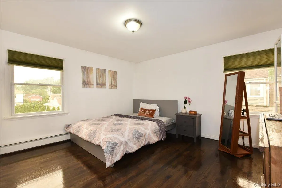 109 Charles Street, Hempstead, NY, 5 Bedrooms Bedrooms, 8 Rooms Rooms,3 BathroomsBathrooms,Residential Lease,For Rent,Charles,0,1027931 109 Charles Street, Hempstead, NY, 5 Bedrooms Bedrooms, 8 Rooms Rooms,3 BathroomsBathrooms,Residential Lease,For Rent,Charles,0,1027931