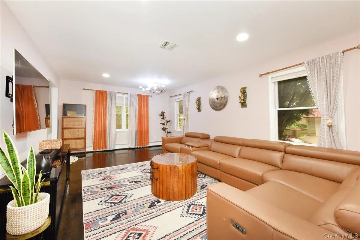 109 Charles Street, Hempstead, NY, 5 Bedrooms Bedrooms, 8 Rooms Rooms,3 BathroomsBathrooms,Residential Lease,For Rent,Charles,0,1027931 109 Charles Street, Hempstead, NY, 5 Bedrooms Bedrooms, 8 Rooms Rooms,3 BathroomsBathrooms,Residential Lease,For Rent,Charles,0,1027931