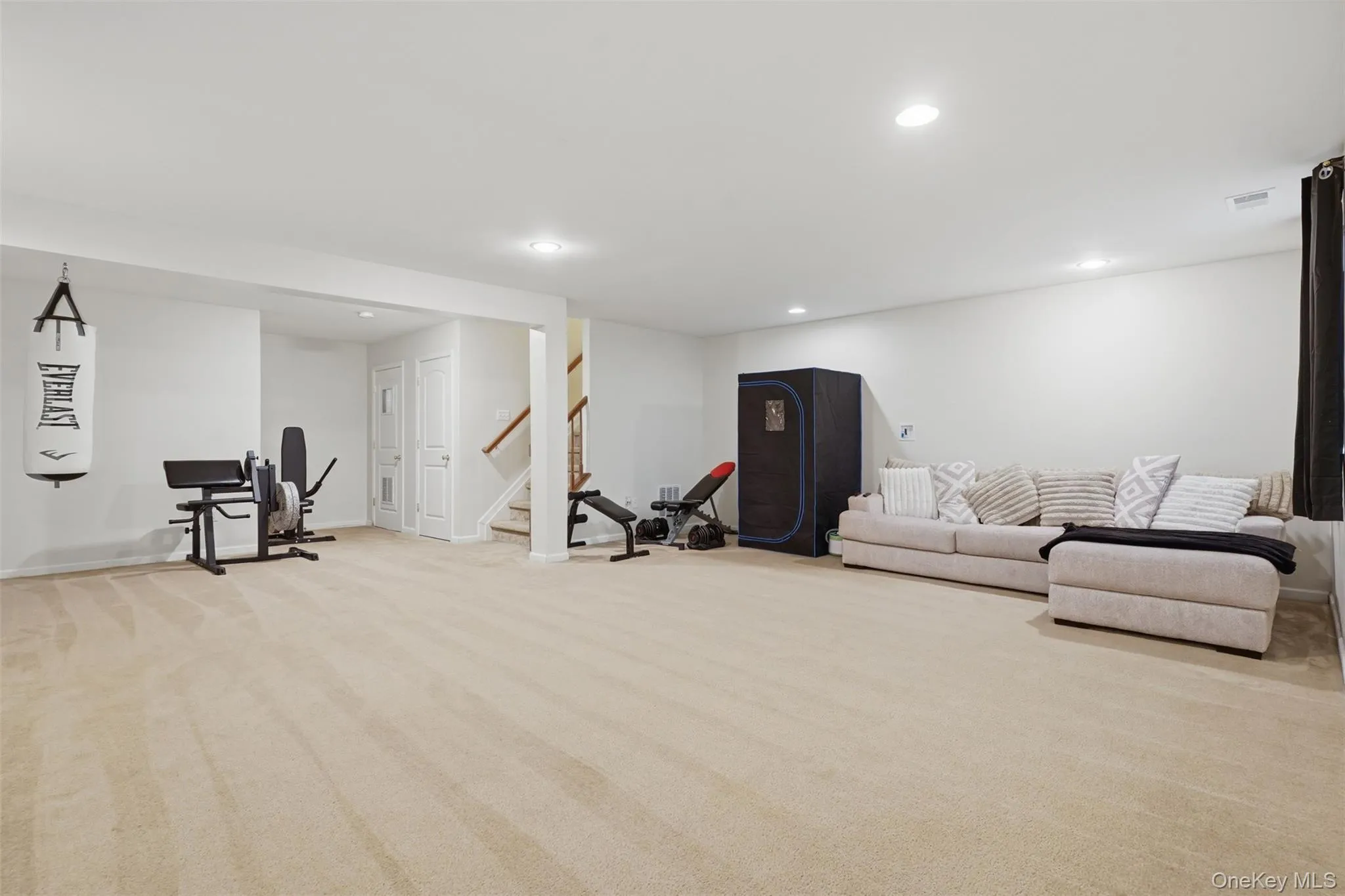 58 Cobblestone Lane, Middletown, NY, 3 Bedrooms Bedrooms, 7 Rooms Rooms,2 BathroomsBathrooms,Residential,For Rent,Cobblestone,0,1027934 58 Cobblestone Lane, Middletown, NY, 3 Bedrooms Bedrooms, 7 Rooms Rooms,2 BathroomsBathrooms,Residential,For Rent,Cobblestone,0,1027934