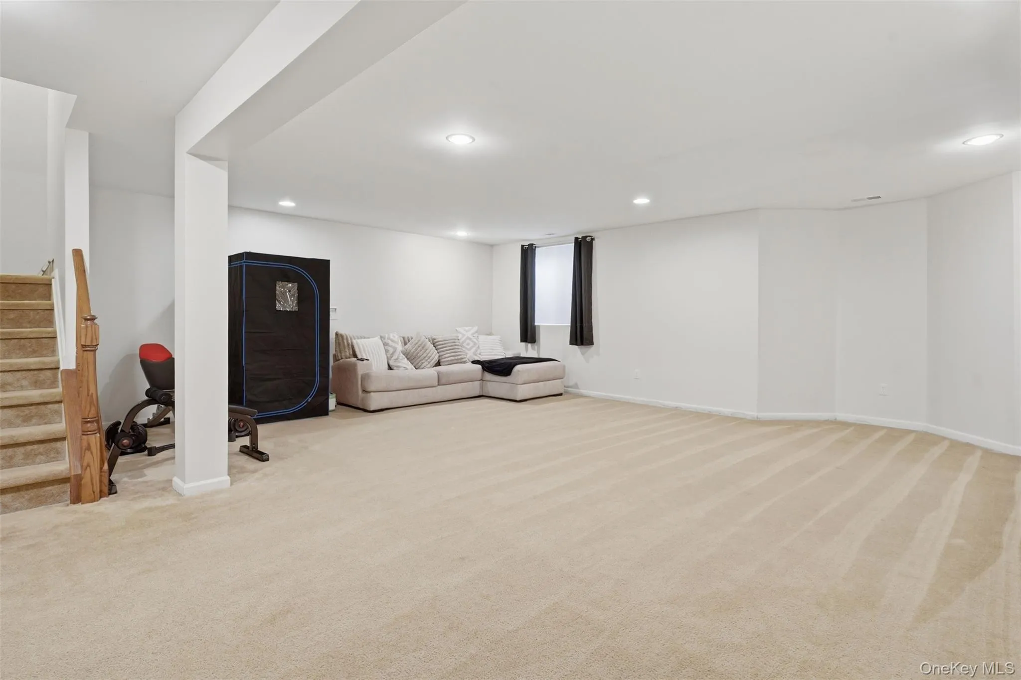 58 Cobblestone Lane, Middletown, NY, 3 Bedrooms Bedrooms, 7 Rooms Rooms,2 BathroomsBathrooms,Residential,For Rent,Cobblestone,0,1027934 58 Cobblestone Lane, Middletown, NY, 3 Bedrooms Bedrooms, 7 Rooms Rooms,2 BathroomsBathrooms,Residential,For Rent,Cobblestone,0,1027934