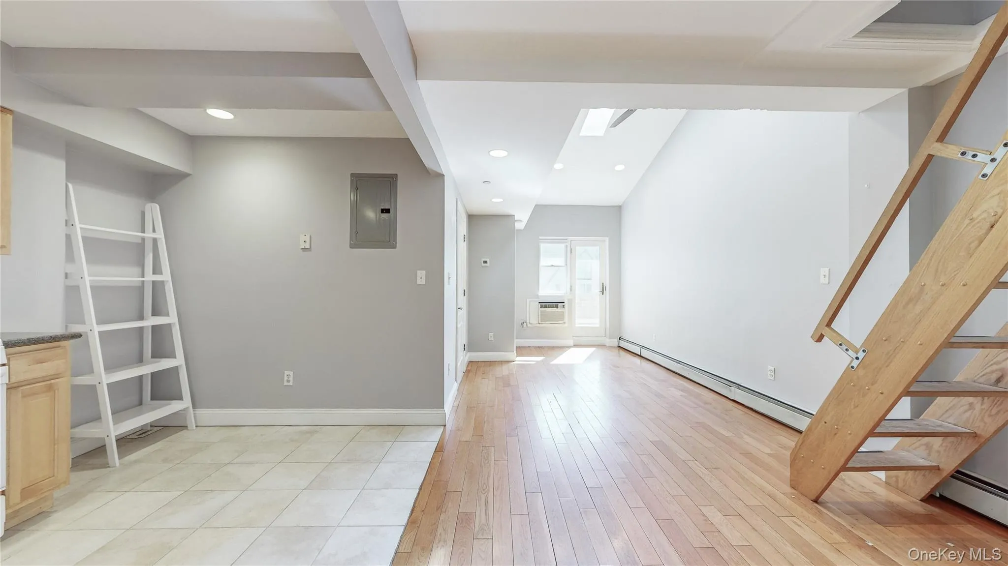 83-71 116th Street, New York, NY, 1 Bedroom Bedrooms, 4 Rooms Rooms,1 BathroomBathrooms,Residential Lease,For Rent,116th,0,1027942 83-71 116th Street, New York, NY, 1 Bedroom Bedrooms, 4 Rooms Rooms,1 BathroomBathrooms,Residential Lease,For Rent,116th,0,1027942