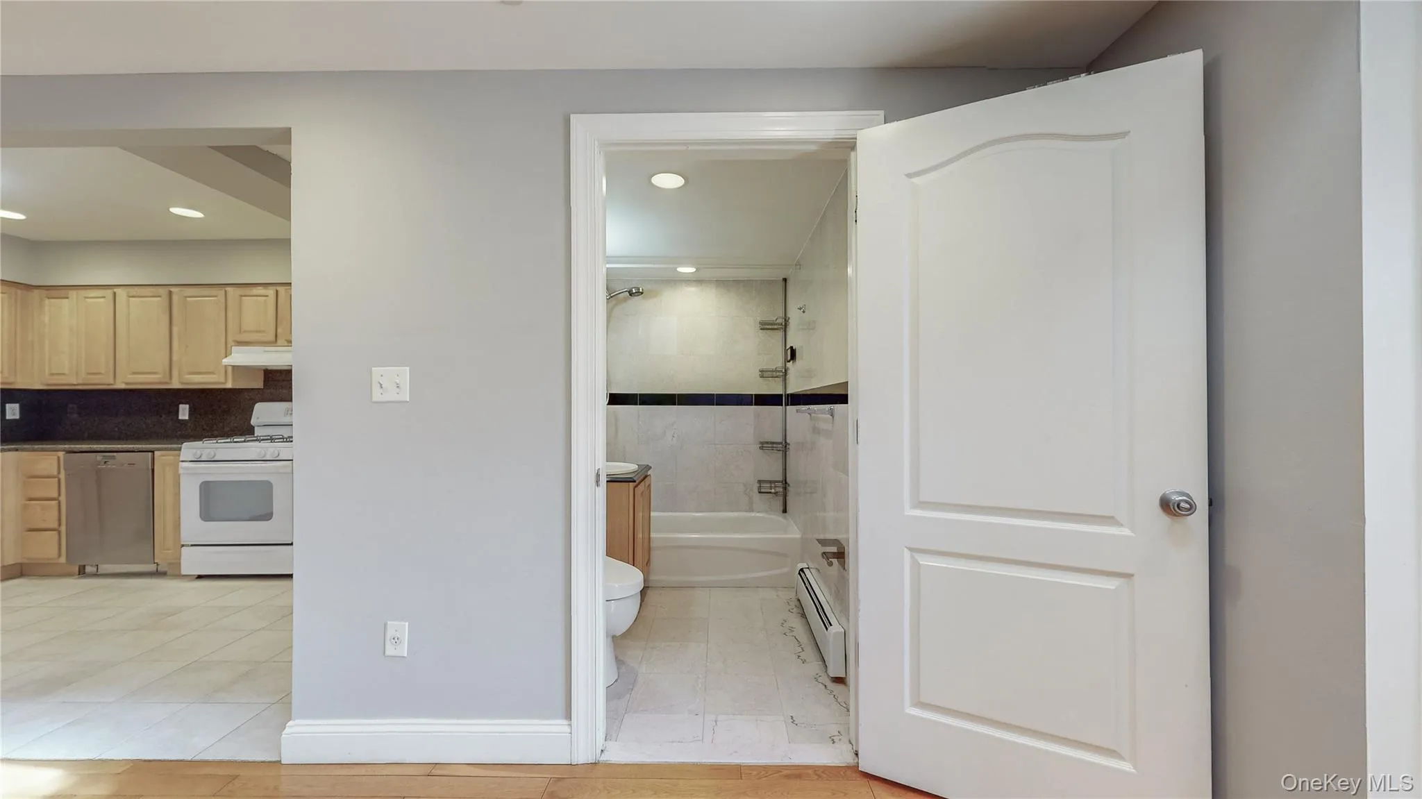 83-71 116th Street, New York, NY, 1 Bedroom Bedrooms, 4 Rooms Rooms,1 BathroomBathrooms,Residential Lease,For Rent,116th,0,1027942 83-71 116th Street, New York, NY, 1 Bedroom Bedrooms, 4 Rooms Rooms,1 BathroomBathrooms,Residential Lease,For Rent,116th,0,1027942