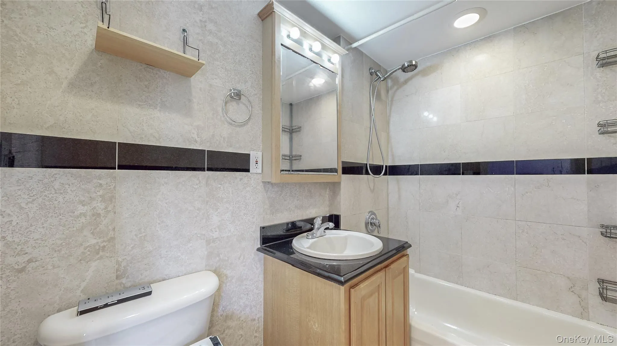 83-71 116th Street, New York, NY, 1 Bedroom Bedrooms, 4 Rooms Rooms,1 BathroomBathrooms,Residential Lease,For Rent,116th,0,1027942 83-71 116th Street, New York, NY, 1 Bedroom Bedrooms, 4 Rooms Rooms,1 BathroomBathrooms,Residential Lease,For Rent,116th,0,1027942