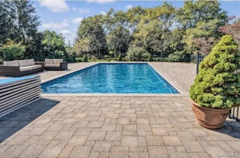 Community Pool Community Pool