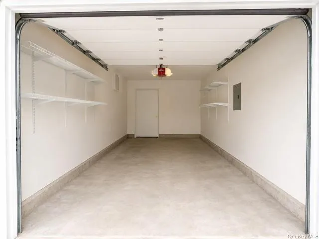 One car garage One car garage