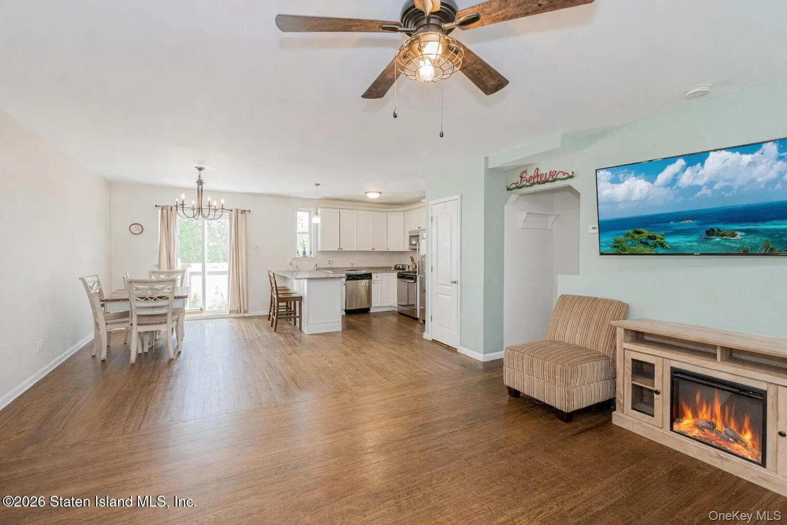 62 Arnold Street, New York, NY, 3 Bedrooms Bedrooms, 6 Rooms Rooms,1 BathroomBathrooms,Residential,For Rent,Arnold,0,1027954 62 Arnold Street, New York, NY, 3 Bedrooms Bedrooms, 6 Rooms Rooms,1 BathroomBathrooms,Residential,For Rent,Arnold,0,1027954