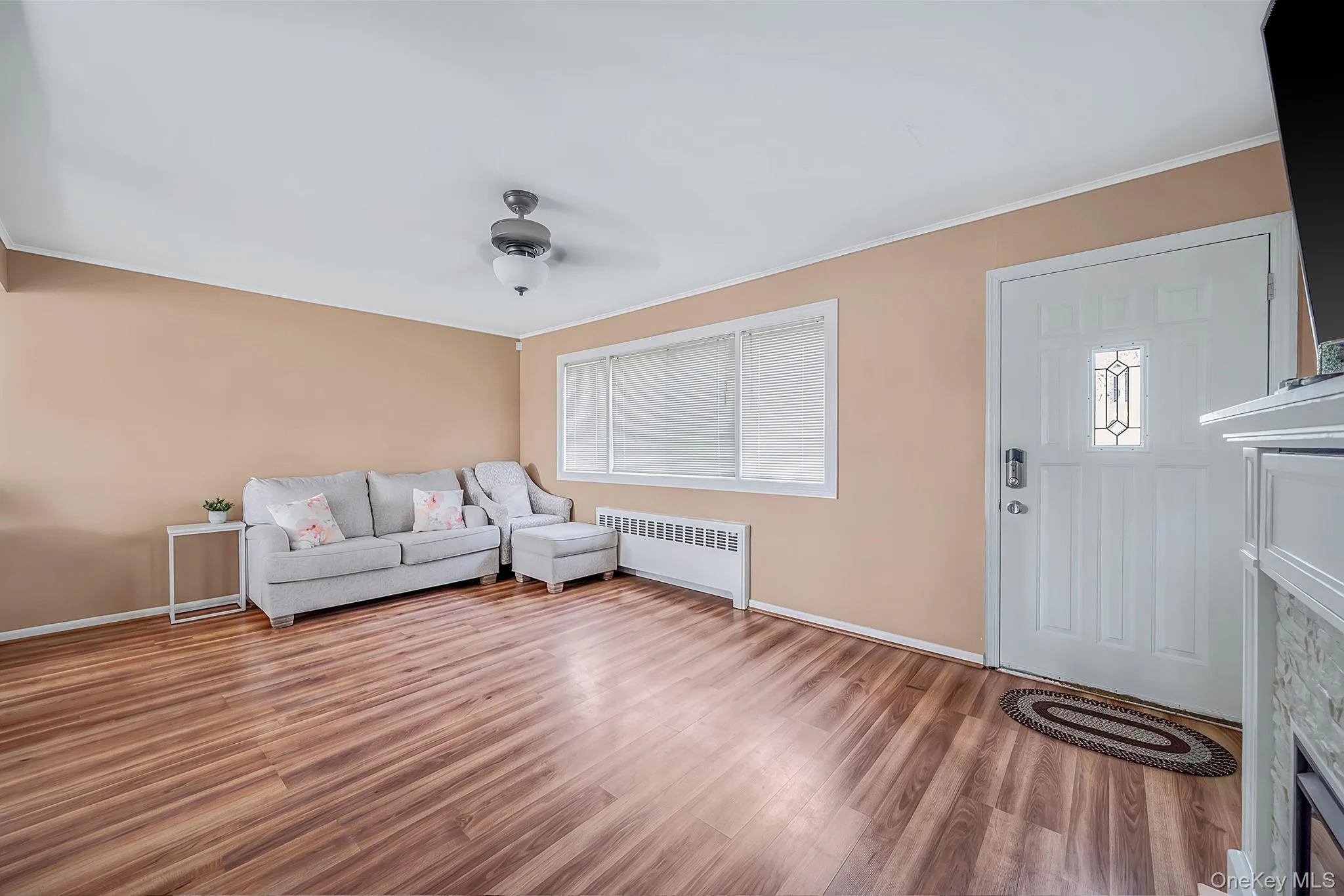 1030 Fulton Avenue, Babylon, NY, 4 Bedrooms Bedrooms, 7 Rooms Rooms,1 BathroomBathrooms,Residential,For Rent,Fulton,0,1027956 1030 Fulton Avenue, Babylon, NY, 4 Bedrooms Bedrooms, 7 Rooms Rooms,1 BathroomBathrooms,Residential,For Rent,Fulton,0,1027956