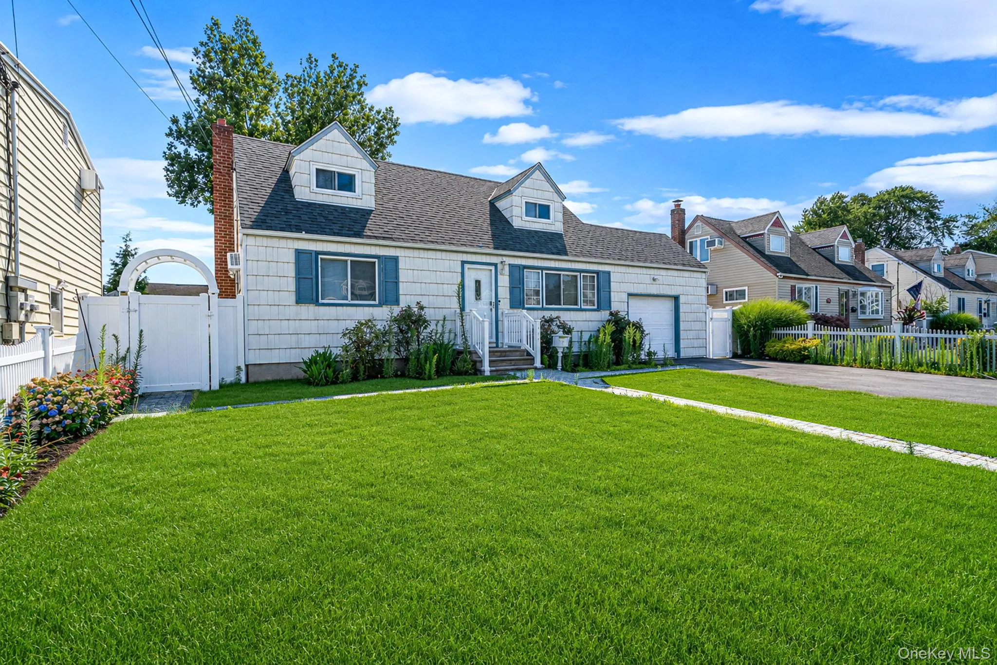 1030 Fulton Avenue, Babylon, NY, 4 Bedrooms Bedrooms, 7 Rooms Rooms,1 BathroomBathrooms,Residential,For Rent,Fulton,0,1027956 1030 Fulton Avenue, Babylon, NY, 4 Bedrooms Bedrooms, 7 Rooms Rooms,1 BathroomBathrooms,Residential,For Rent,Fulton,0,1027956