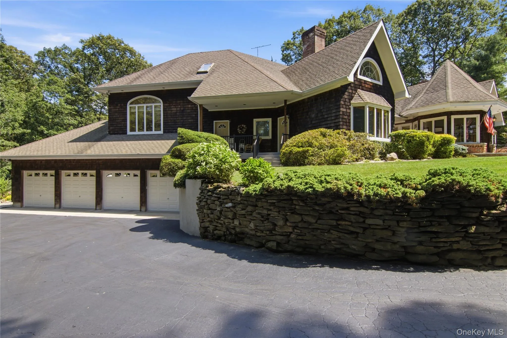 55 Meadow Glen Road, Smithtown, NY, 4 Bedrooms Bedrooms, 12 Rooms Rooms,5 BathroomsBathrooms,Residential,For Rent,Meadow Glen,0,1027958 55 Meadow Glen Road, Smithtown, NY, 4 Bedrooms Bedrooms, 12 Rooms Rooms,5 BathroomsBathrooms,Residential,For Rent,Meadow Glen,0,1027958