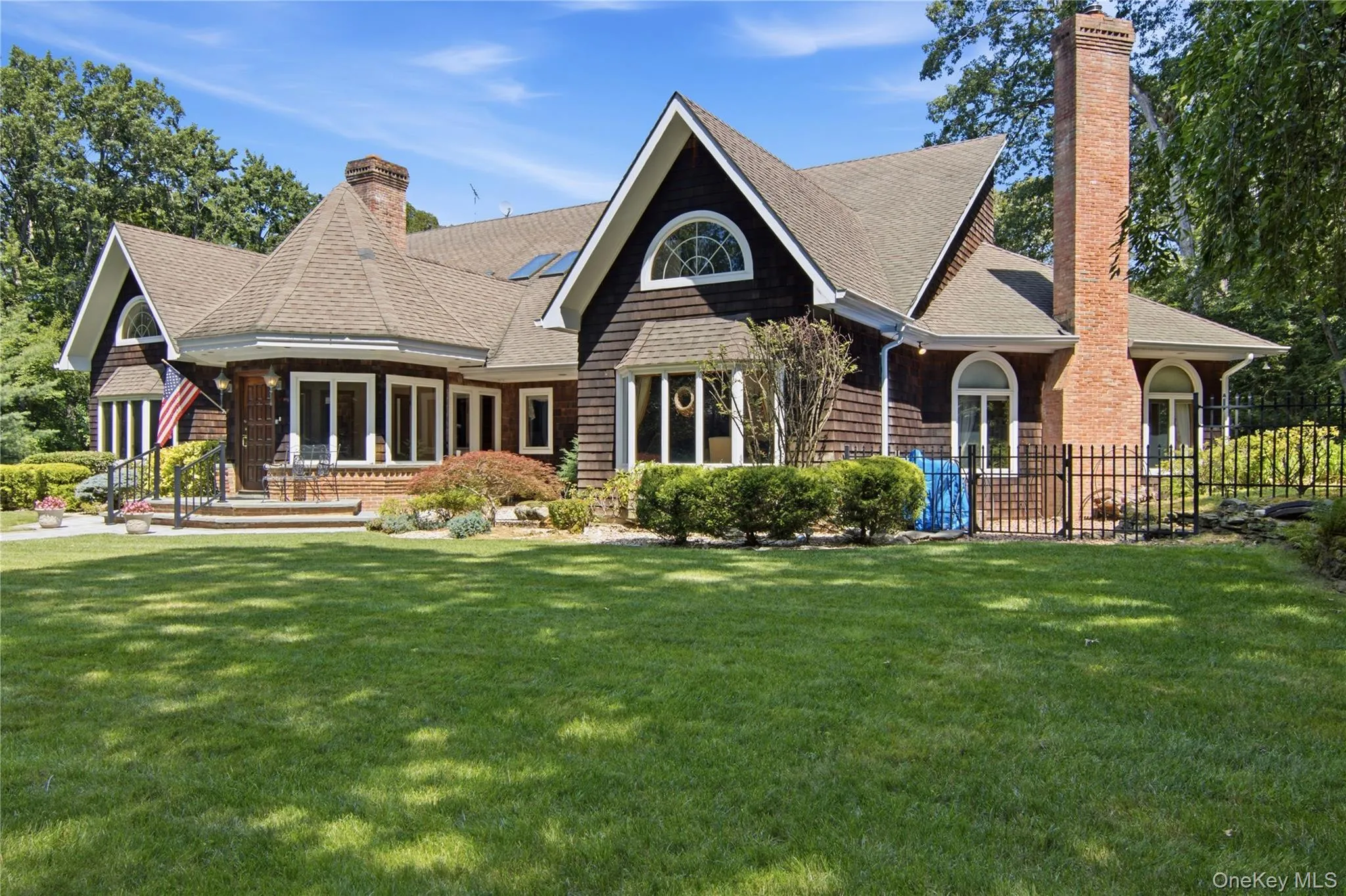 55 Meadow Glen Road, Smithtown, NY, 4 Bedrooms Bedrooms, 12 Rooms Rooms,5 BathroomsBathrooms,Residential,For Rent,Meadow Glen,0,1027958 55 Meadow Glen Road, Smithtown, NY, 4 Bedrooms Bedrooms, 12 Rooms Rooms,5 BathroomsBathrooms,Residential,For Rent,Meadow Glen,0,1027958