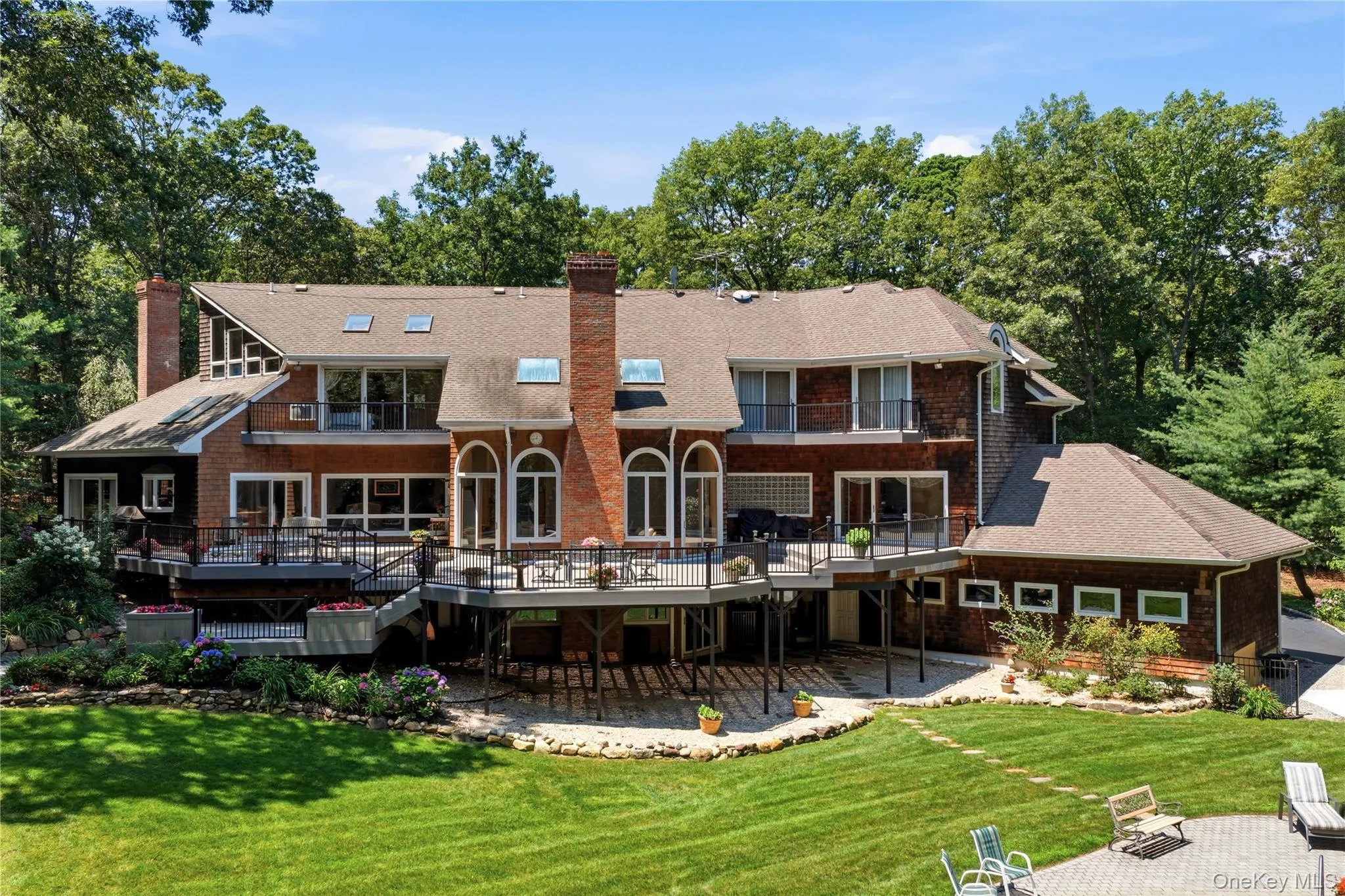 55 Meadow Glen Road, Smithtown, NY, 4 Bedrooms Bedrooms, 12 Rooms Rooms,5 BathroomsBathrooms,Residential,For Rent,Meadow Glen,0,1027958 55 Meadow Glen Road, Smithtown, NY, 4 Bedrooms Bedrooms, 12 Rooms Rooms,5 BathroomsBathrooms,Residential,For Rent,Meadow Glen,0,1027958
