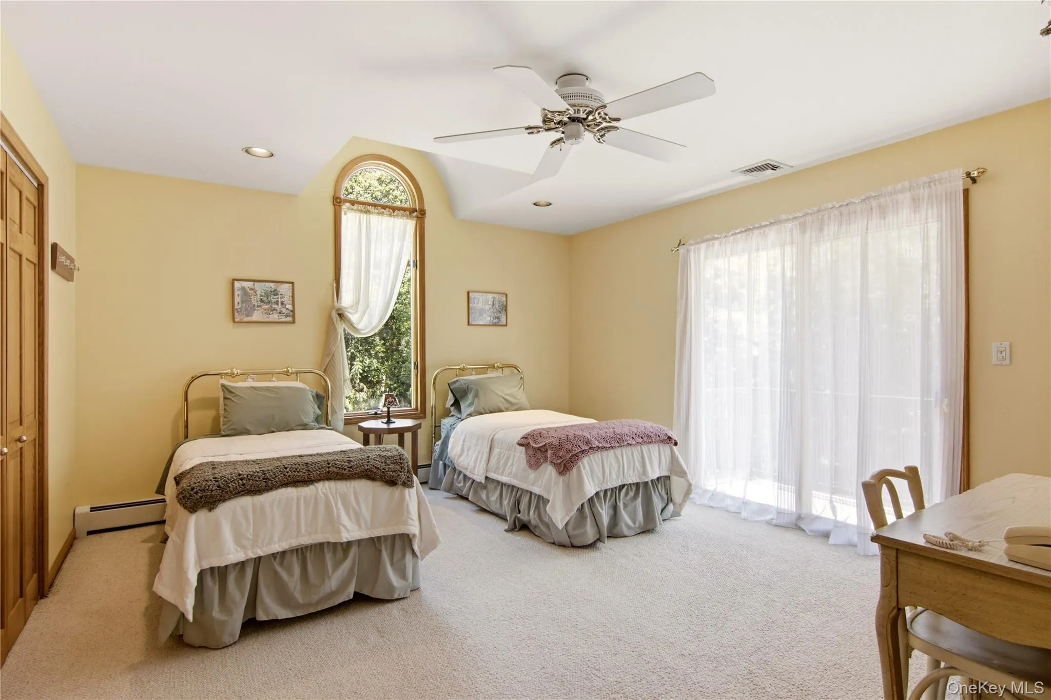 55 Meadow Glen Road, Smithtown, NY, 4 Bedrooms Bedrooms, 12 Rooms Rooms,5 BathroomsBathrooms,Residential,For Rent,Meadow Glen,0,1027958 55 Meadow Glen Road, Smithtown, NY, 4 Bedrooms Bedrooms, 12 Rooms Rooms,5 BathroomsBathrooms,Residential,For Rent,Meadow Glen,0,1027958