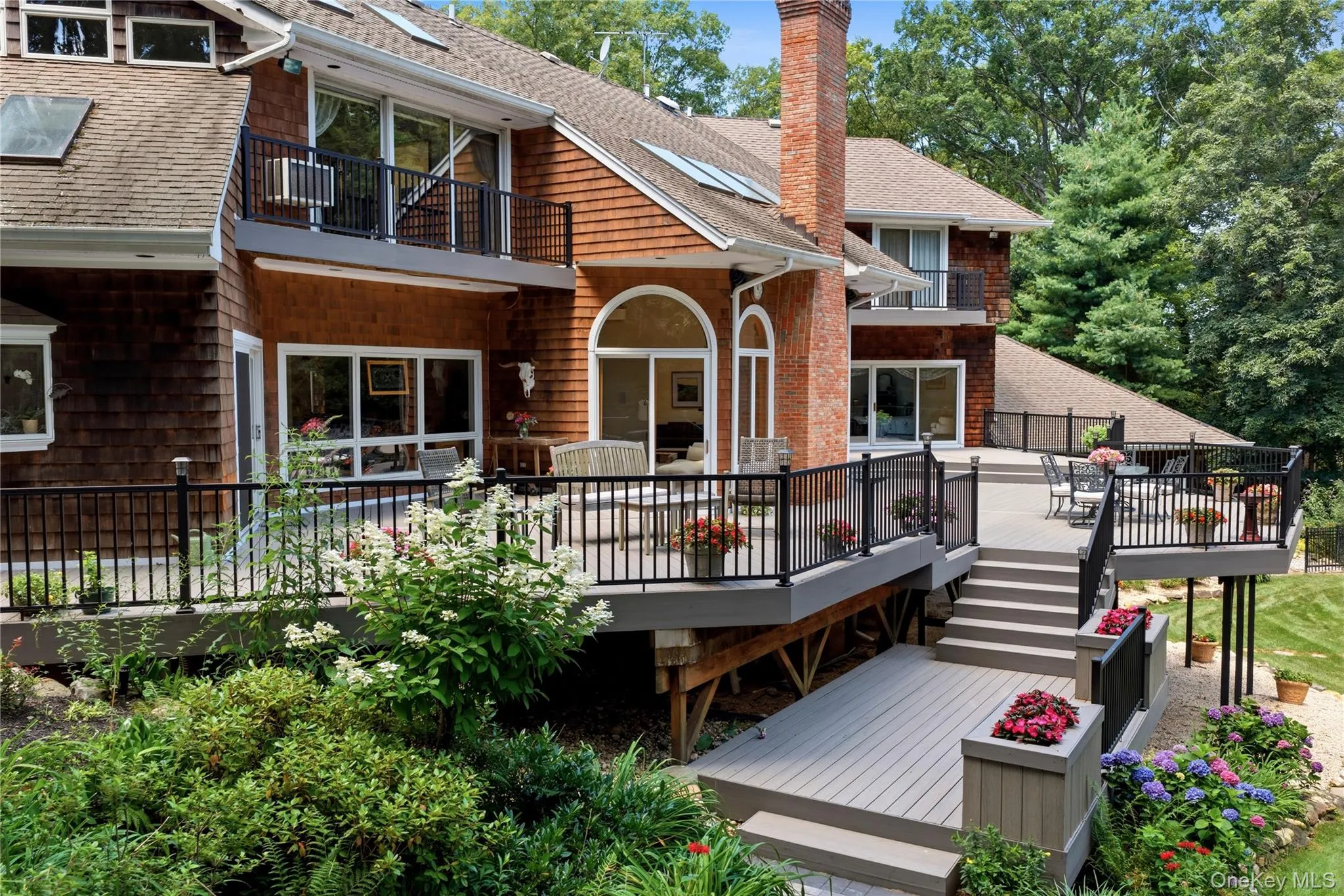 55 Meadow Glen Road, Smithtown, NY, 4 Bedrooms Bedrooms, 12 Rooms Rooms,5 BathroomsBathrooms,Residential,For Rent,Meadow Glen,0,1027958 55 Meadow Glen Road, Smithtown, NY, 4 Bedrooms Bedrooms, 12 Rooms Rooms,5 BathroomsBathrooms,Residential,For Rent,Meadow Glen,0,1027958