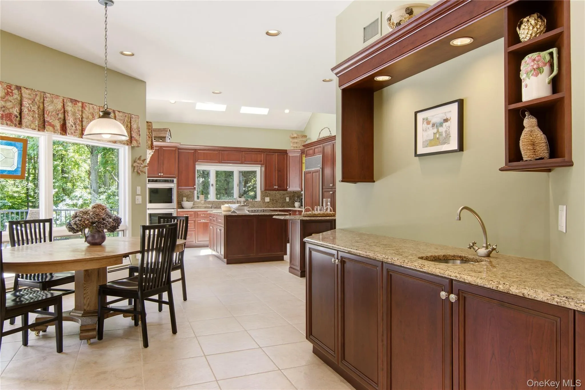 55 Meadow Glen Road, Smithtown, NY, 4 Bedrooms Bedrooms, 12 Rooms Rooms,5 BathroomsBathrooms,Residential,For Rent,Meadow Glen,0,1027958 55 Meadow Glen Road, Smithtown, NY, 4 Bedrooms Bedrooms, 12 Rooms Rooms,5 BathroomsBathrooms,Residential,For Rent,Meadow Glen,0,1027958