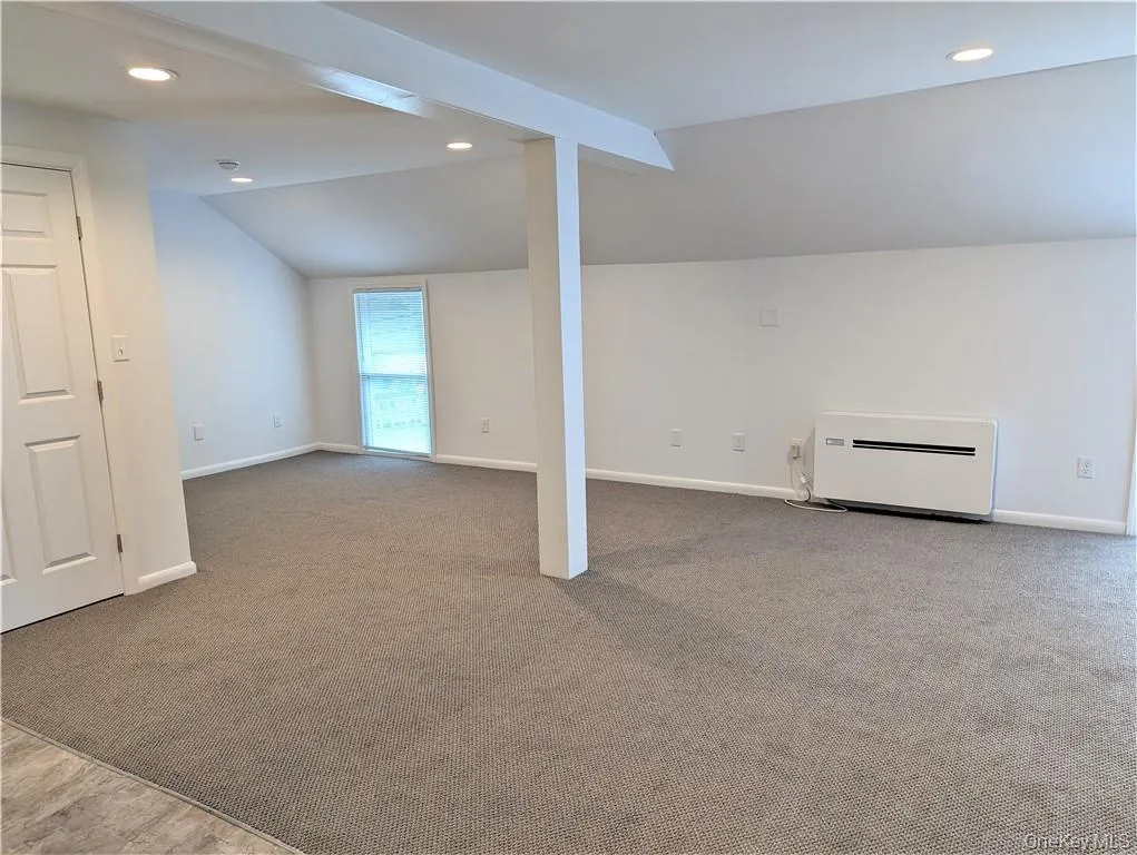 Living Room with heat/air pump New carpet Living Room with heat/air pump New carpet
