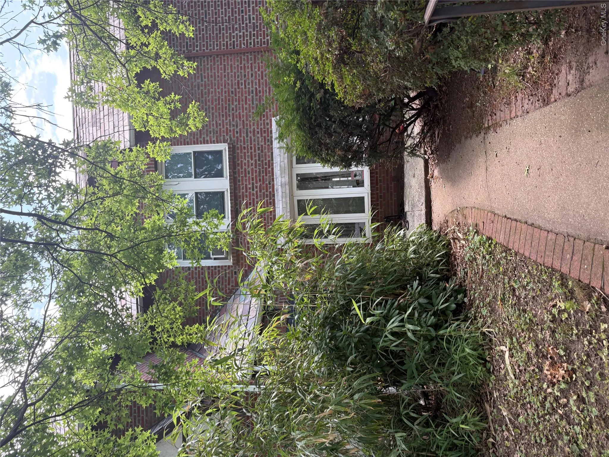 9608 68th Avenue, New York, NY, 3 Bedrooms Bedrooms, 10 Rooms Rooms,1 BathroomBathrooms,Residential,For Rent,68th,0,1027966 9608 68th Avenue, New York, NY, 3 Bedrooms Bedrooms, 10 Rooms Rooms,1 BathroomBathrooms,Residential,For Rent,68th,0,1027966