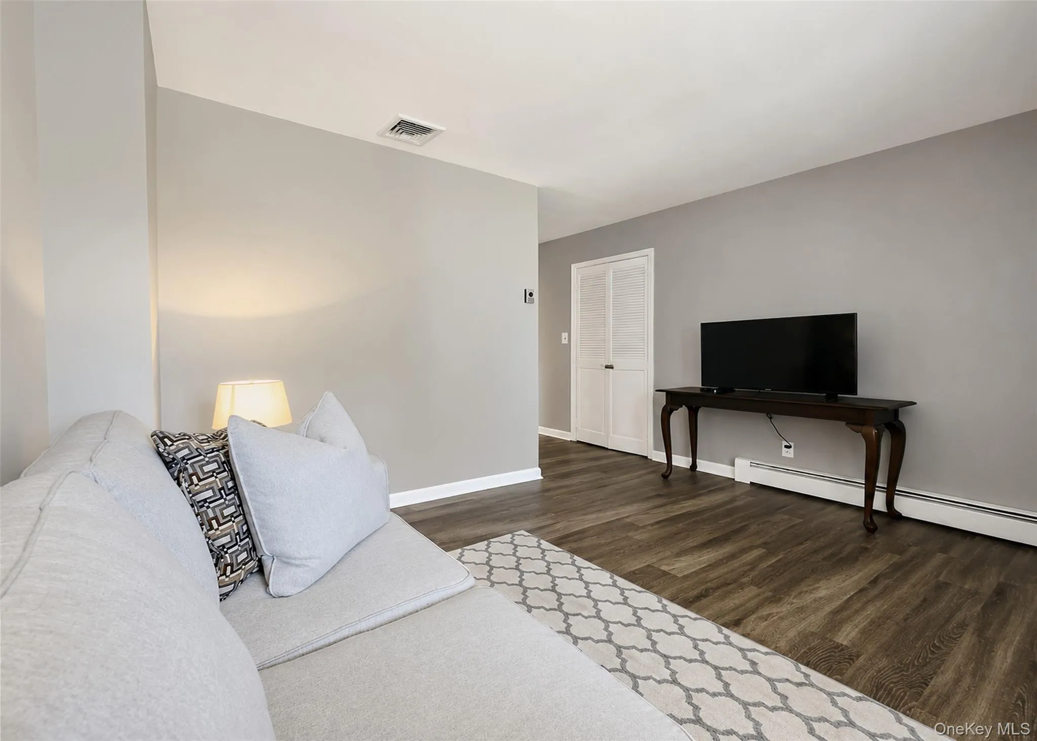 46 Peconic Street, Brookhaven, NY, 3 Bedrooms Bedrooms, 8 Rooms Rooms,2 BathroomsBathrooms,Residential,For Rent,Peconic,0,1027967 46 Peconic Street, Brookhaven, NY, 3 Bedrooms Bedrooms, 8 Rooms Rooms,2 BathroomsBathrooms,Residential,For Rent,Peconic,0,1027967