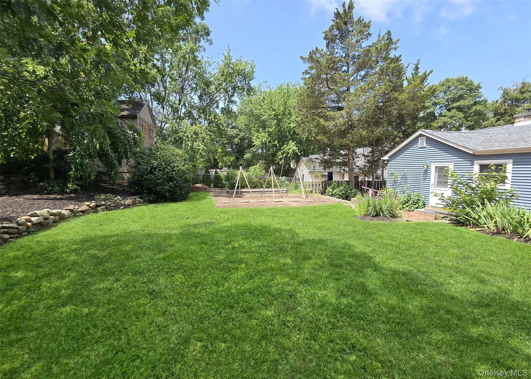 46 Peconic Street, Brookhaven, NY, 3 Bedrooms Bedrooms, 8 Rooms Rooms,2 BathroomsBathrooms,Residential,For Rent,Peconic,0,1027967 46 Peconic Street, Brookhaven, NY, 3 Bedrooms Bedrooms, 8 Rooms Rooms,2 BathroomsBathrooms,Residential,For Rent,Peconic,0,1027967