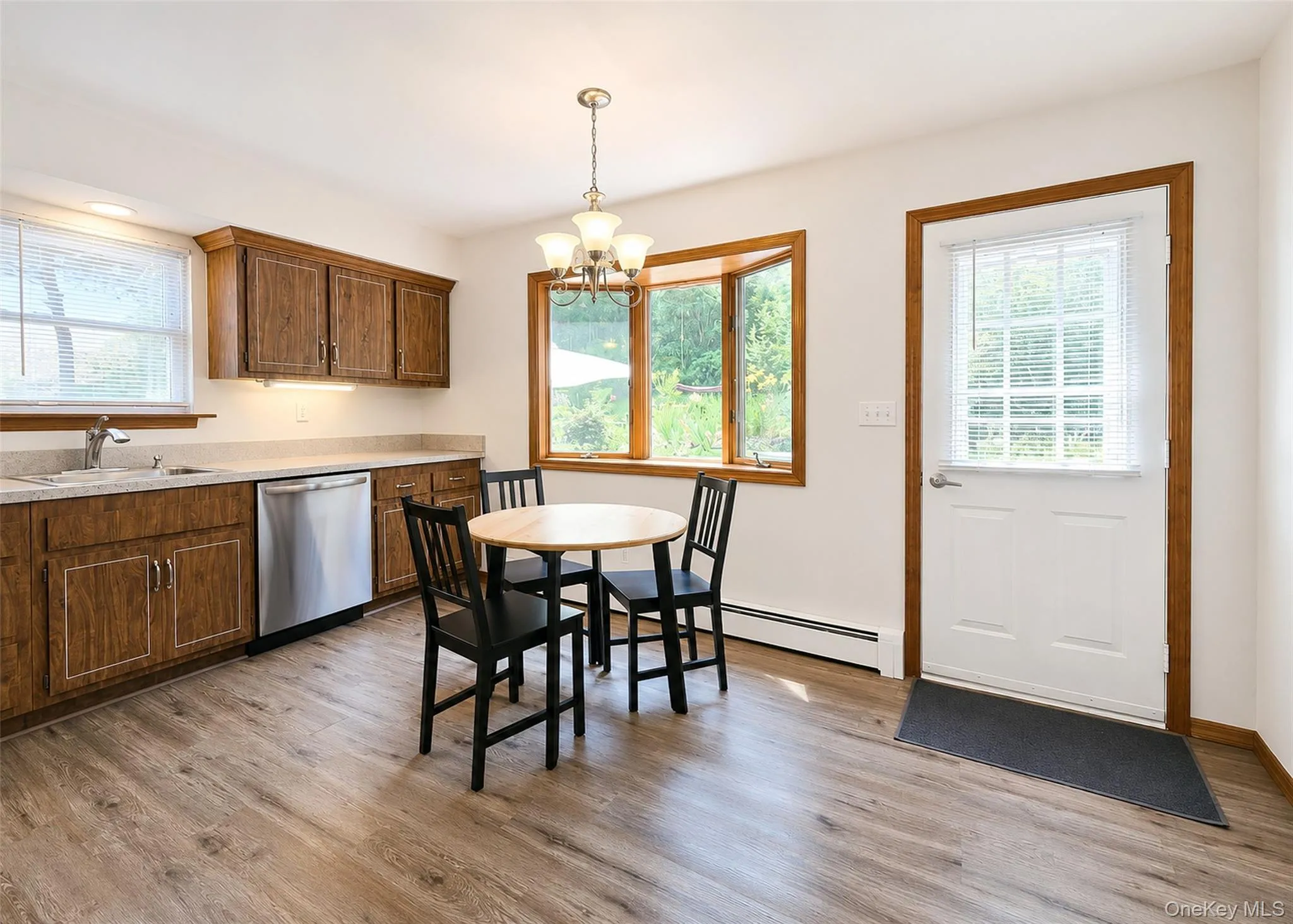 46 Peconic Street, Brookhaven, NY, 3 Bedrooms Bedrooms, 8 Rooms Rooms,2 BathroomsBathrooms,Residential,For Rent,Peconic,0,1027967 46 Peconic Street, Brookhaven, NY, 3 Bedrooms Bedrooms, 8 Rooms Rooms,2 BathroomsBathrooms,Residential,For Rent,Peconic,0,1027967