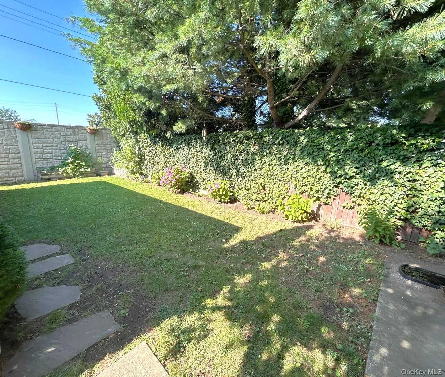 98 Albertson Place, North Hempstead, NY, 3 Bedrooms Bedrooms, 6 Rooms Rooms,2 BathroomsBathrooms,Residential,For Rent,Albertson,0,1027969 98 Albertson Place, North Hempstead, NY, 3 Bedrooms Bedrooms, 6 Rooms Rooms,2 BathroomsBathrooms,Residential,For Rent,Albertson,0,1027969