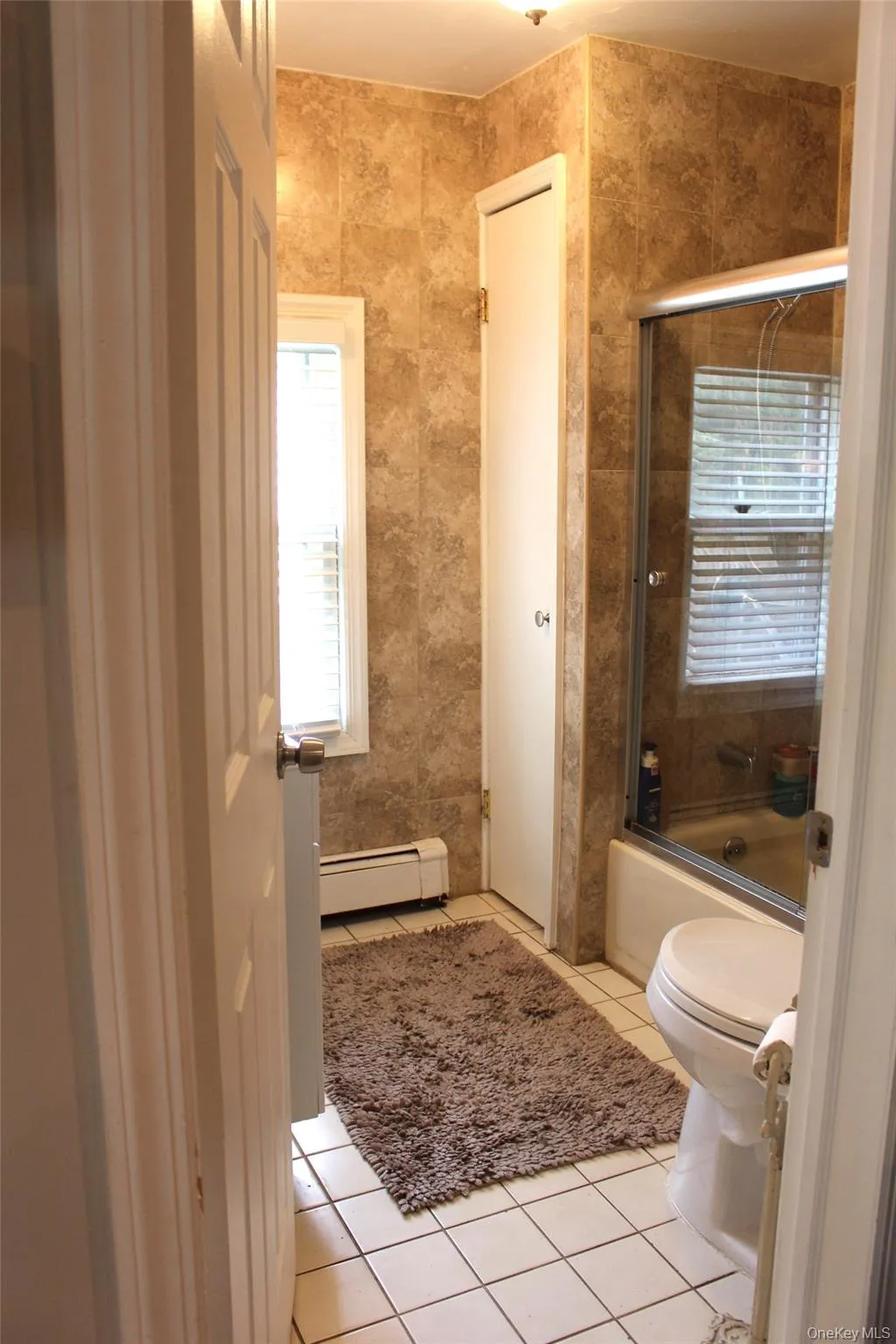 63 Smith Street, Islip, NY, 2 Bedrooms Bedrooms, 4 Rooms Rooms,1 BathroomBathrooms,Residential,For Rent,Smith,0,1027972 63 Smith Street, Islip, NY, 2 Bedrooms Bedrooms, 4 Rooms Rooms,1 BathroomBathrooms,Residential,For Rent,Smith,0,1027972