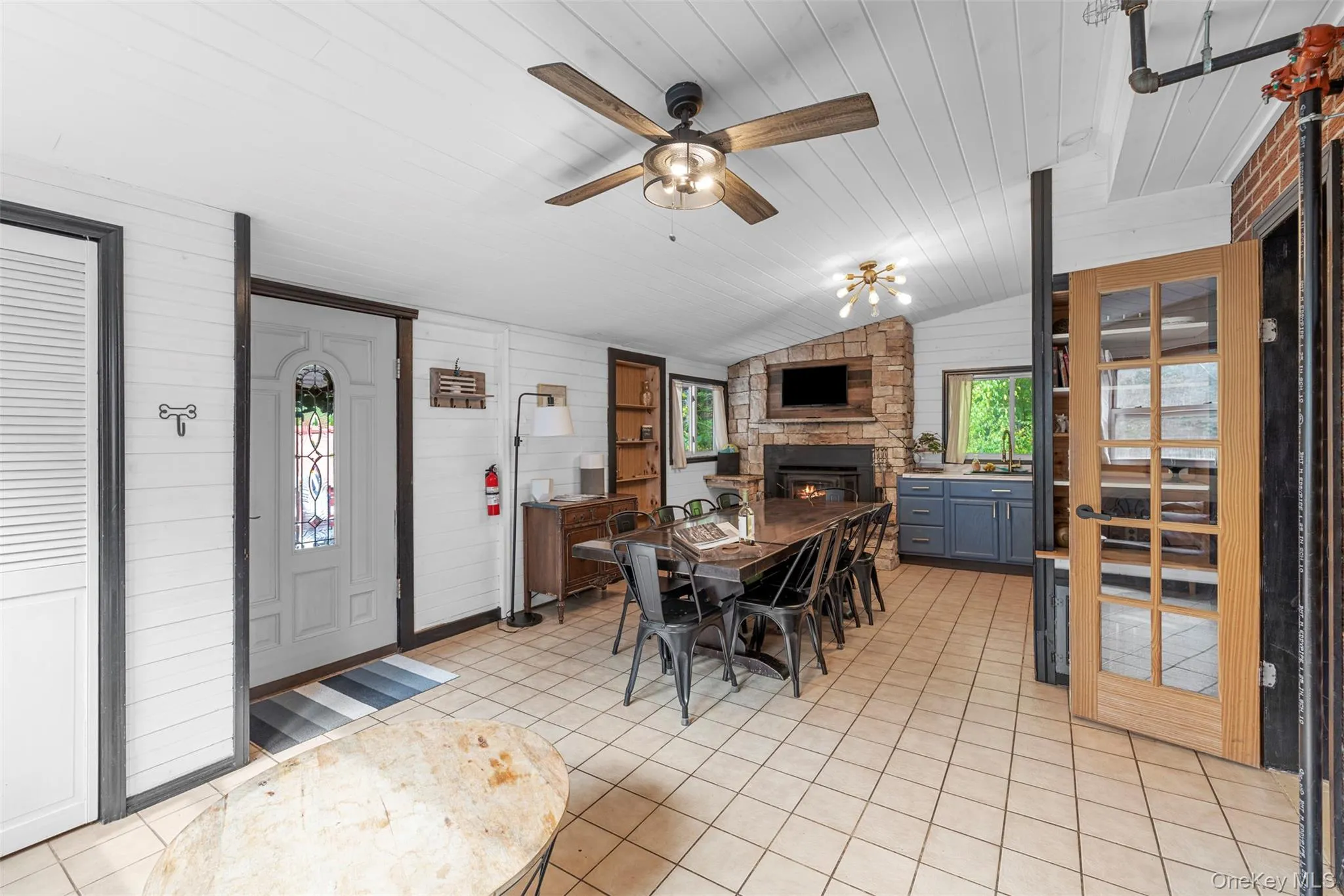 2 May Place, Lumberland, NY, 4 Bedrooms Bedrooms, 9 Rooms Rooms,3 BathroomsBathrooms,Residential Lease,For Rent,May,0,1027974 2 May Place, Lumberland, NY, 4 Bedrooms Bedrooms, 9 Rooms Rooms,3 BathroomsBathrooms,Residential Lease,For Rent,May,0,1027974