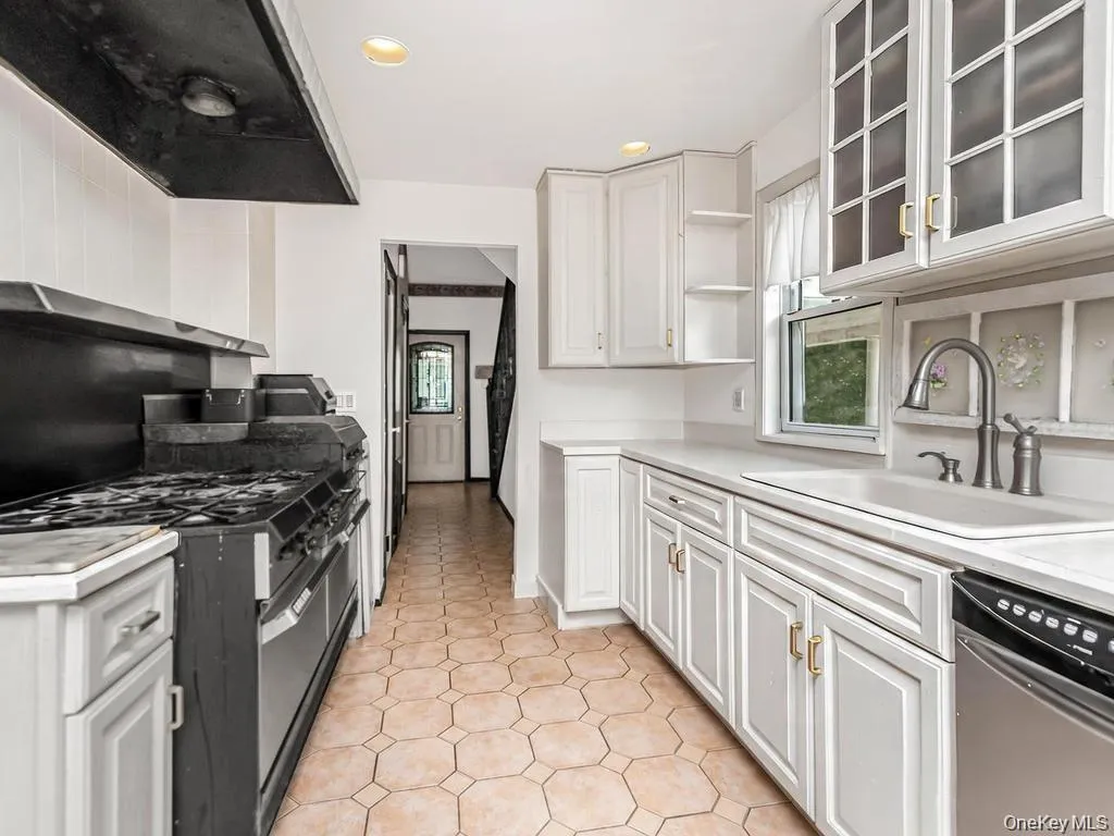 4 Depew Street, Mount Pleasant, NY, 3 Bedrooms Bedrooms, 10 Rooms Rooms,2 BathroomsBathrooms,Residential,For Rent,Depew,0,1027975 4 Depew Street, Mount Pleasant, NY, 3 Bedrooms Bedrooms, 10 Rooms Rooms,2 BathroomsBathrooms,Residential,For Rent,Depew,0,1027975