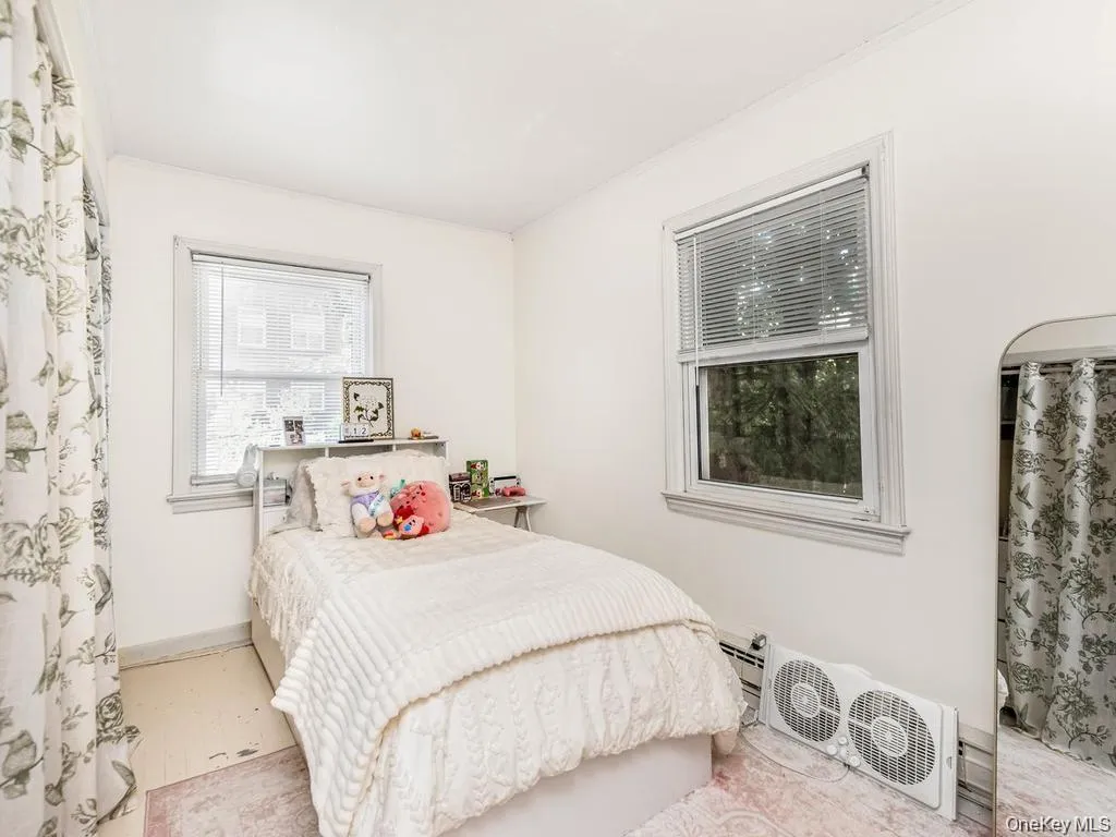 4 Depew Street, Mount Pleasant, NY, 3 Bedrooms Bedrooms, 10 Rooms Rooms,2 BathroomsBathrooms,Residential,For Rent,Depew,0,1027975 4 Depew Street, Mount Pleasant, NY, 3 Bedrooms Bedrooms, 10 Rooms Rooms,2 BathroomsBathrooms,Residential,For Rent,Depew,0,1027975
