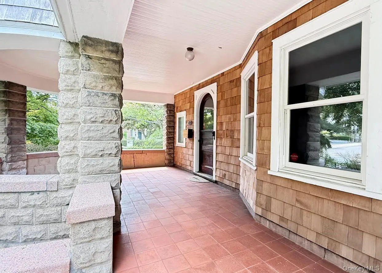 453 Palmer Avenue, Mamaroneck, NY, 4 Bedrooms Bedrooms, 7 Rooms Rooms,1 BathroomBathrooms,Residential Lease,For Rent,Palmer,0,1027977 453 Palmer Avenue, Mamaroneck, NY, 4 Bedrooms Bedrooms, 7 Rooms Rooms,1 BathroomBathrooms,Residential Lease,For Rent,Palmer,0,1027977