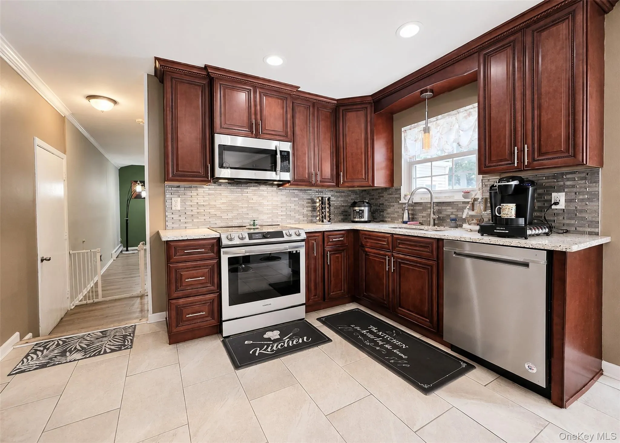 17 Carriage Lane, Brookhaven, NY, 4 Bedrooms Bedrooms, 8 Rooms Rooms,3 BathroomsBathrooms,Residential,For Rent,Carriage,0,1027978 17 Carriage Lane, Brookhaven, NY, 4 Bedrooms Bedrooms, 8 Rooms Rooms,3 BathroomsBathrooms,Residential,For Rent,Carriage,0,1027978